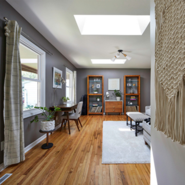 VELUX Solar Powered Venting Curb Mount Skylight - White Solar Powered Shade