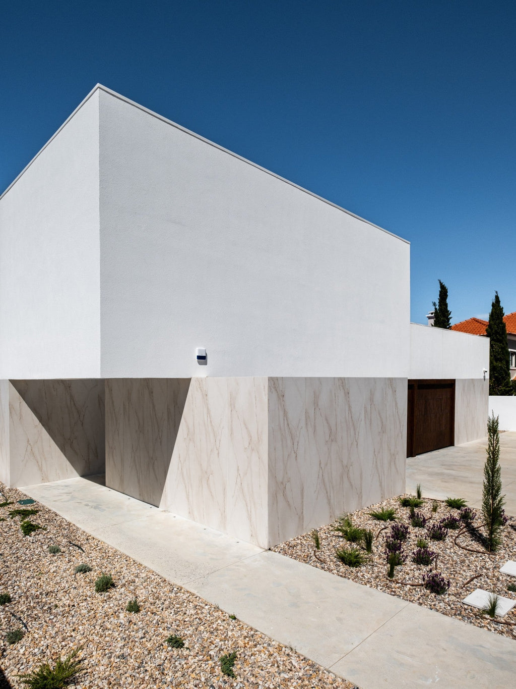 Aeris Dekton