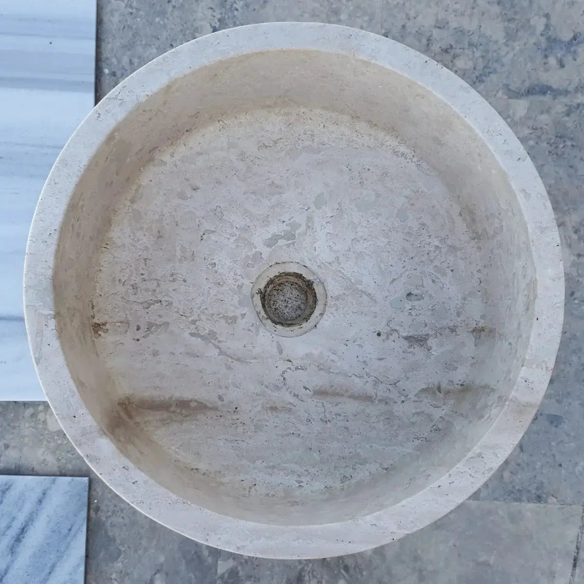Villohome round beige travertine bathroom sink, natural stone, honed finish, 16 in diameter