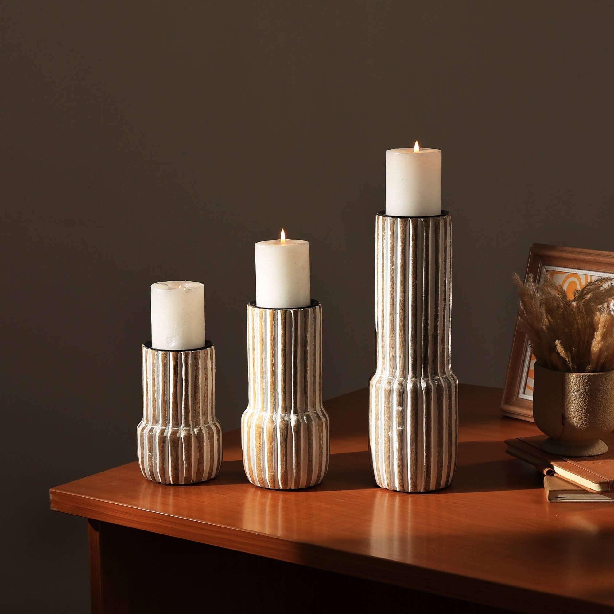 Decorative Wooden Centerpiece Candle Holder- 4x6'– Elegant Candle Stand for Any Occasion