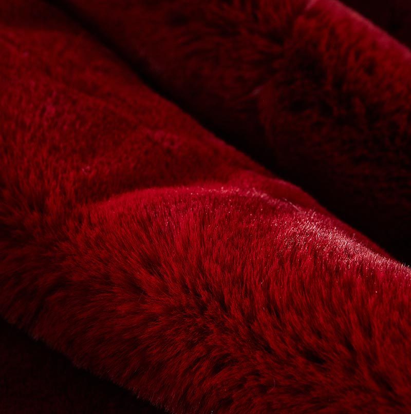 Cassilda Luxury Chinchilla Faux Fur Throw Blanket (50' x 60')