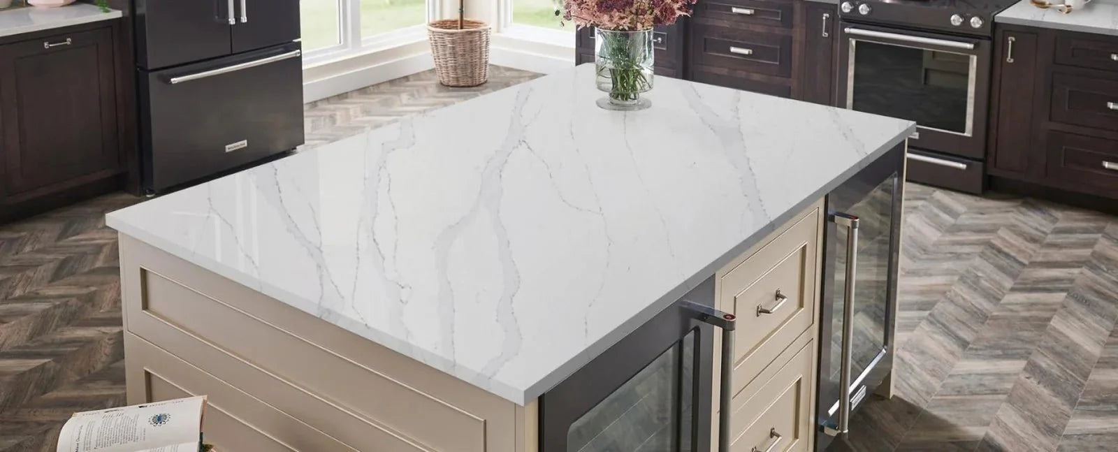 Calacatta Oro Raphael Quartz