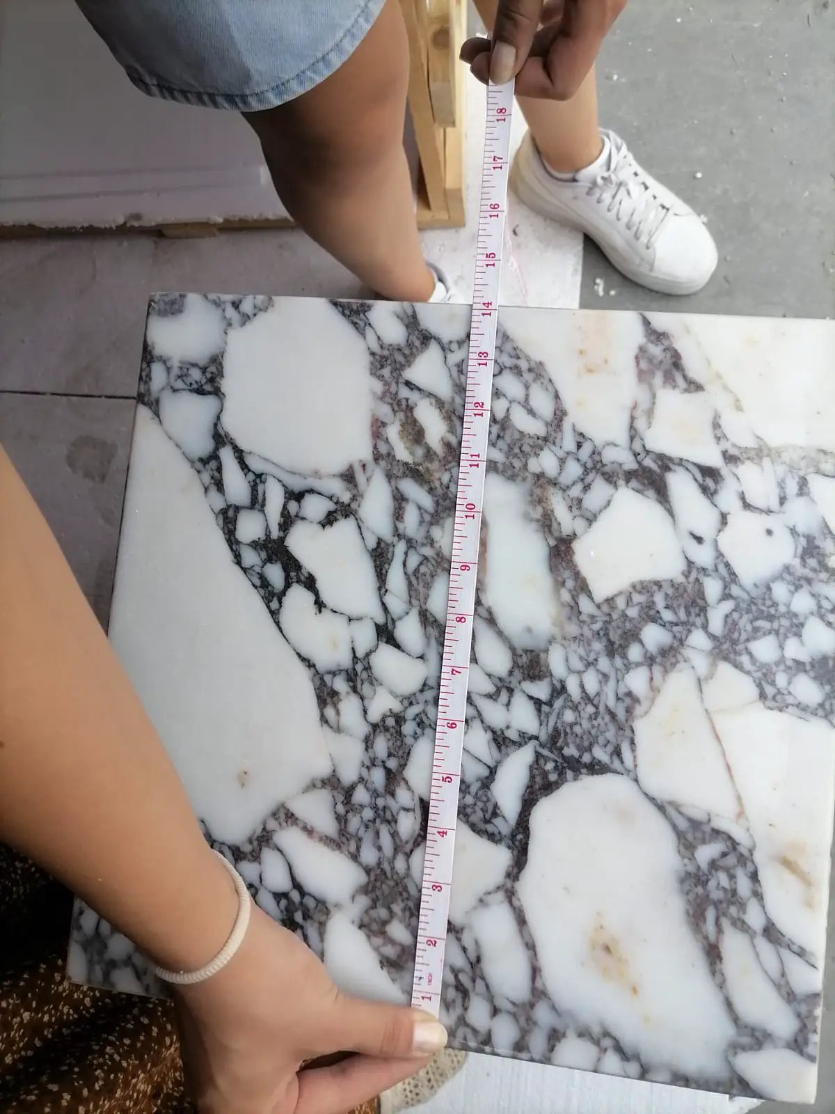 Villohome Calacatta Viola marble cube end table, white with gray veining, polished finish, 14x14x24 inches