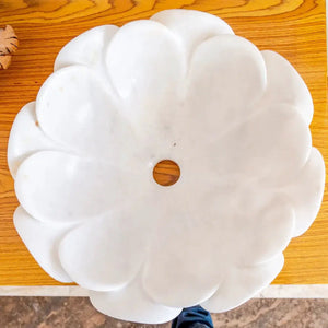 Villohome Carrara white marble flower-shaped polished vanity sink basin with central drain hole