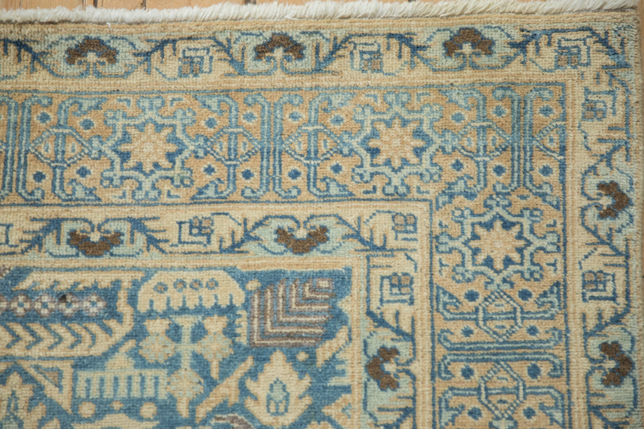 4.5x6.5 Vintage Distressed Tabriz Rug