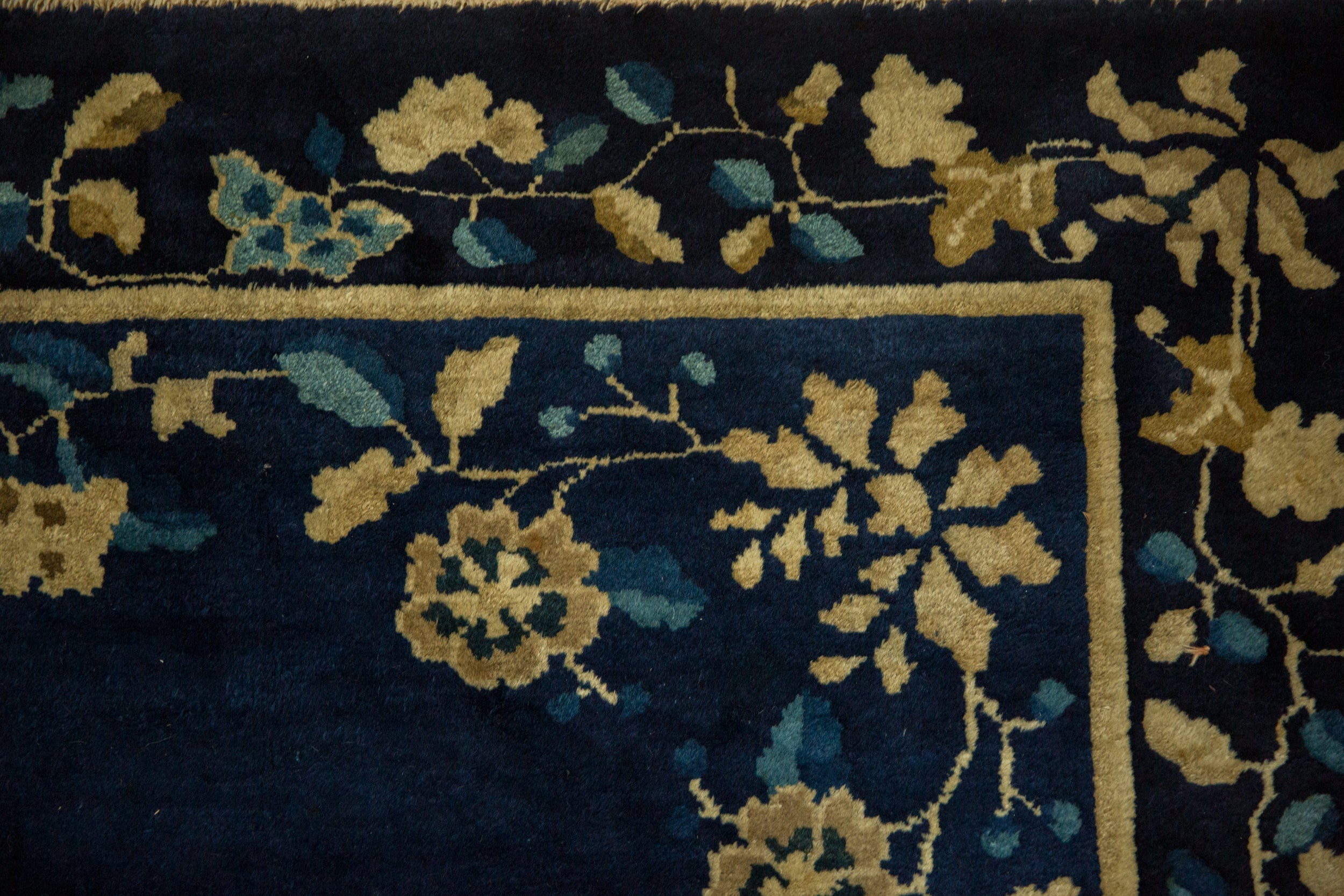 6x8.5 Antique Peking Carpet