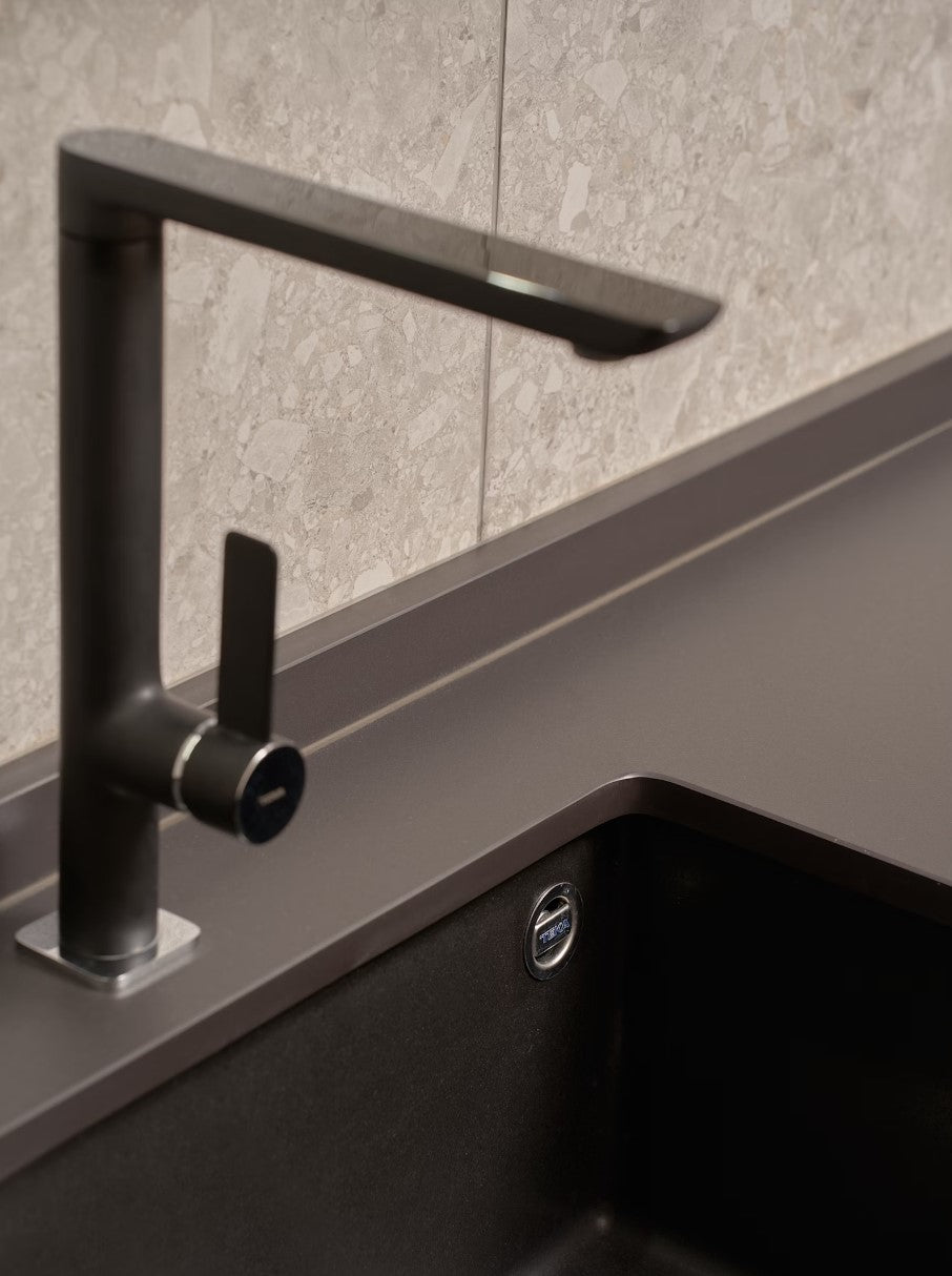 Domoos Dekton