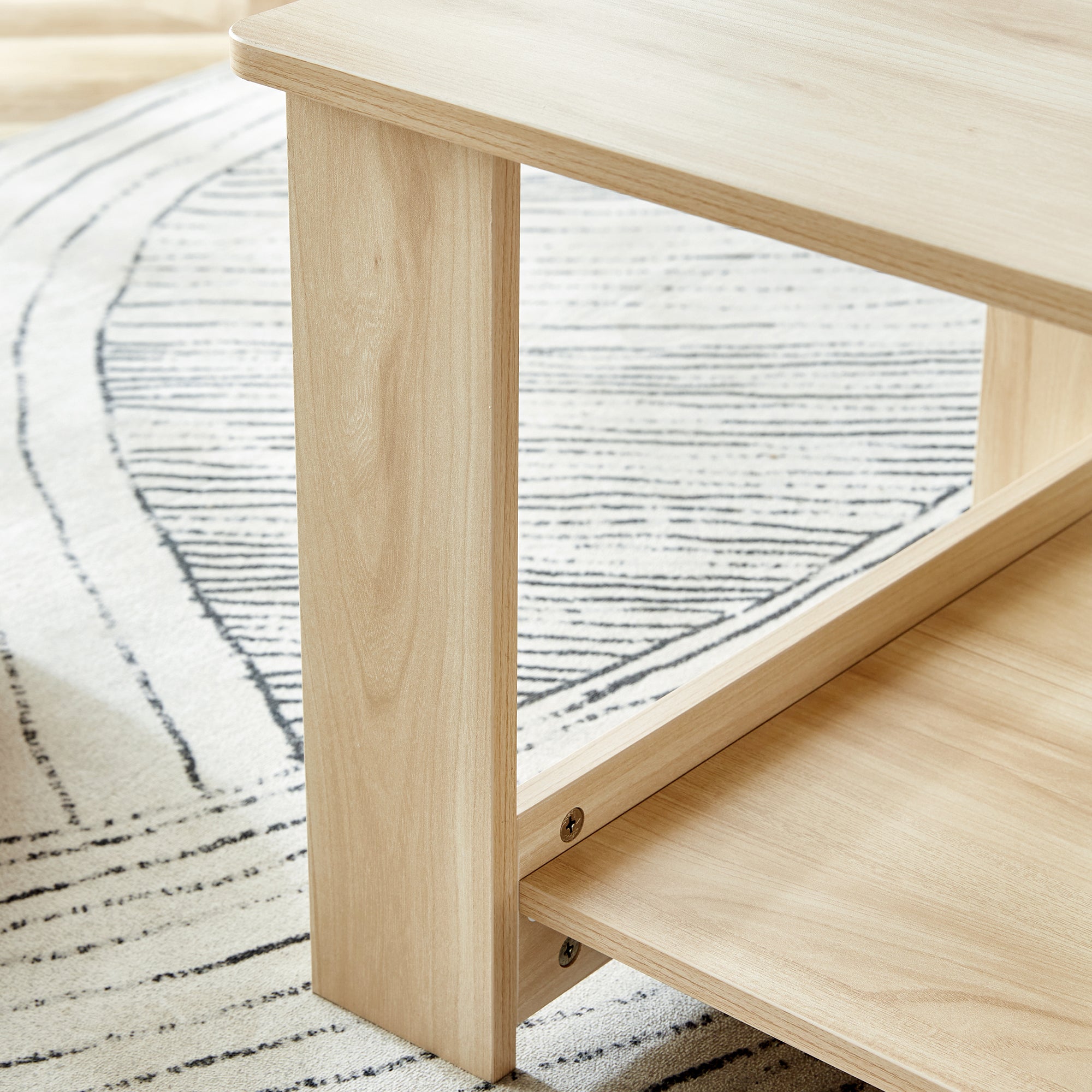 A modern and practical log colored textured coffee table,tea table. The double-layer coffee table is made of MDF material. Suitable for living room 43.3"*21.6"*16.5"