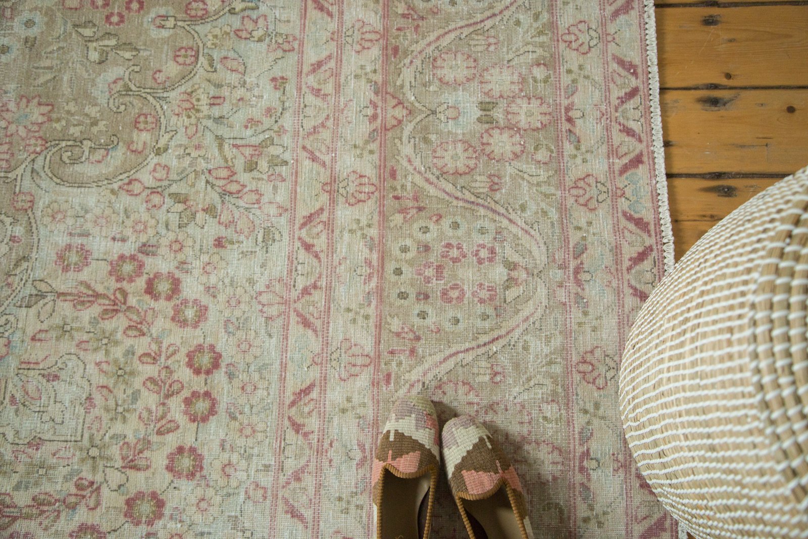 9x12.5 Vintage Distressed Meshed Carpet