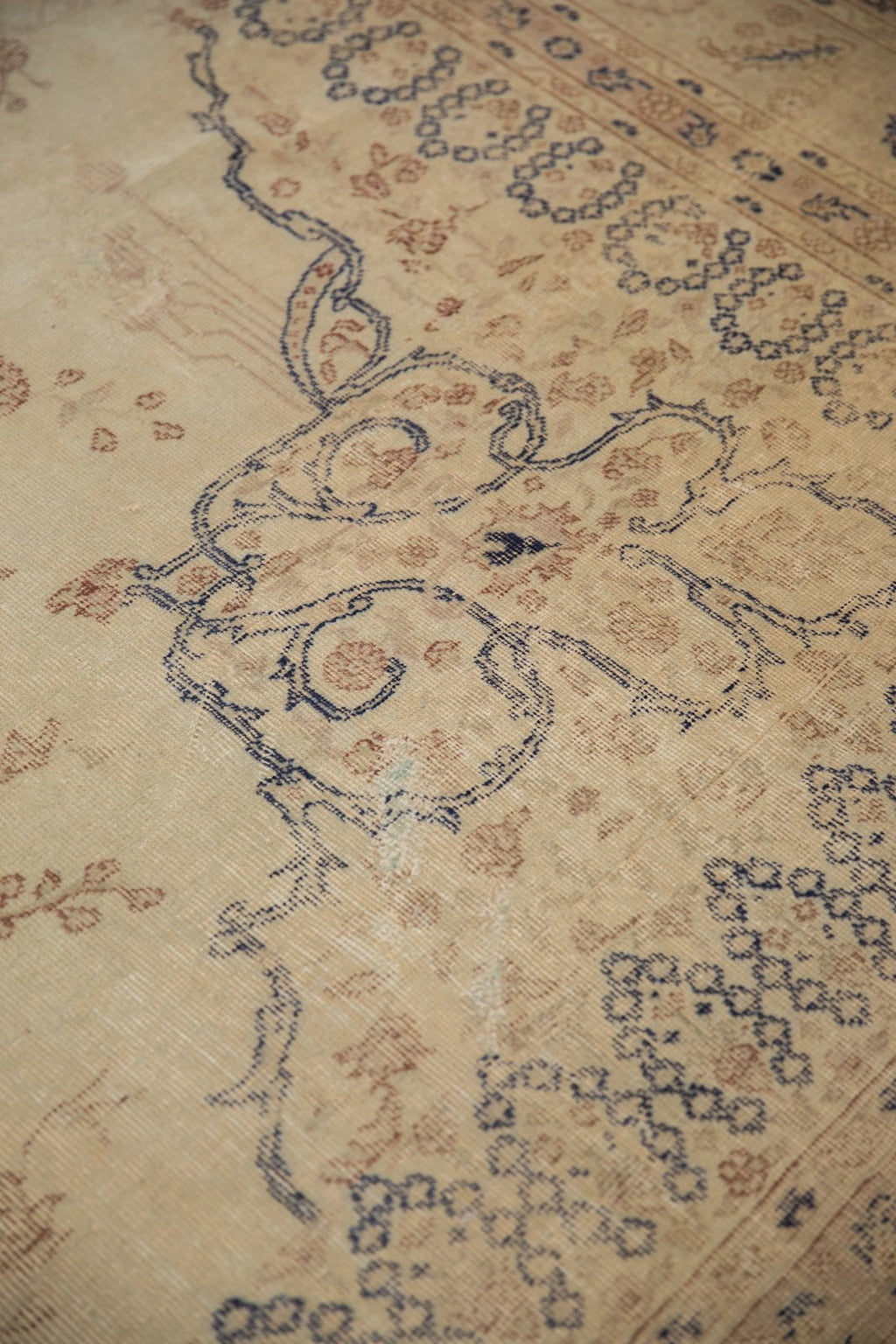 11x14.5 Vintage Distressed Sparta Carpet