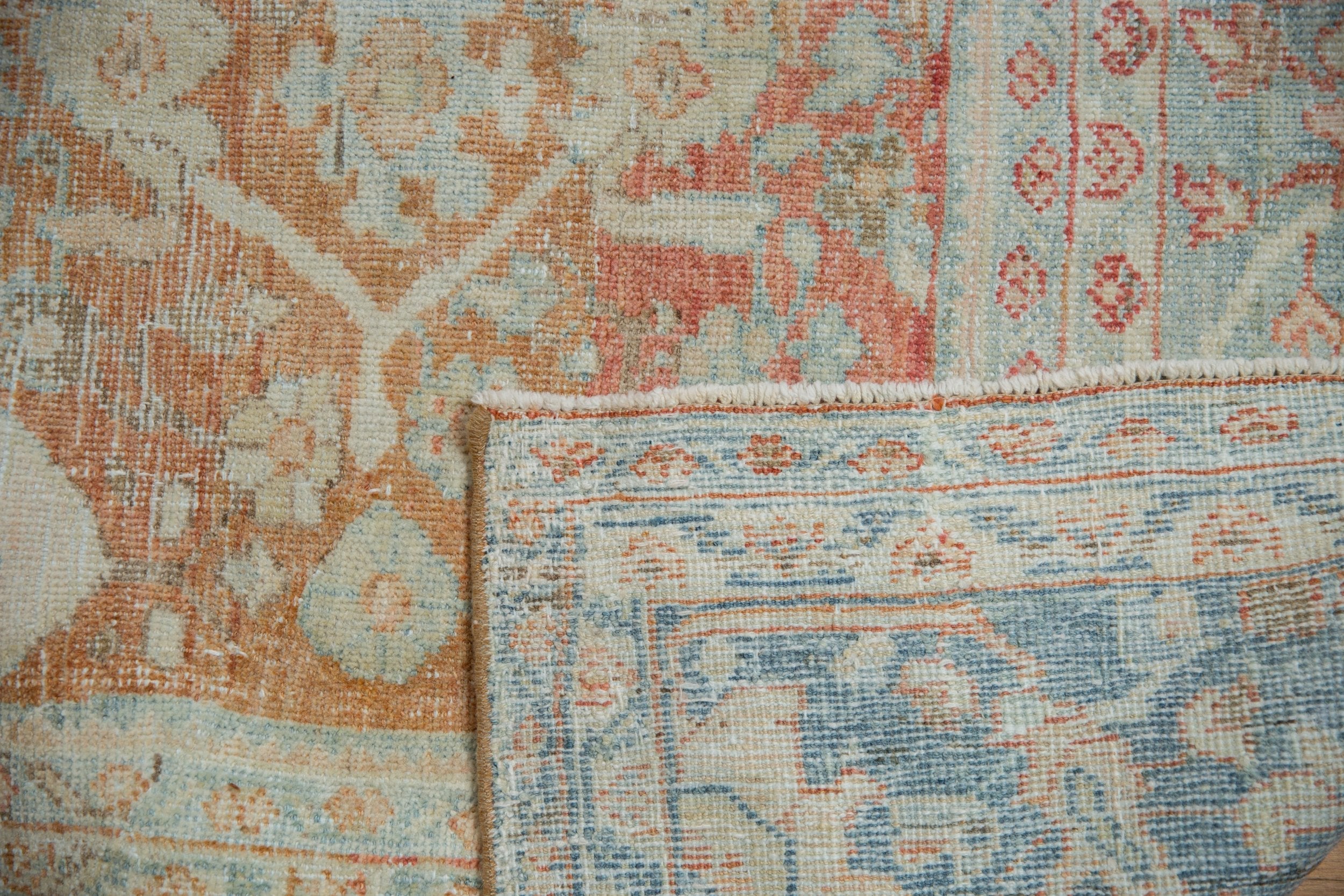 9x11.5 Vintage Distressed Mahal Carpet