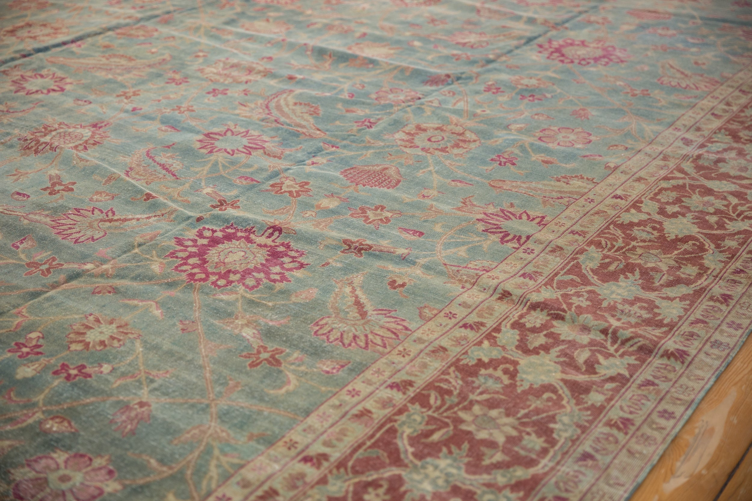 11.5x17 Vintage Distressed Yezd Carpet