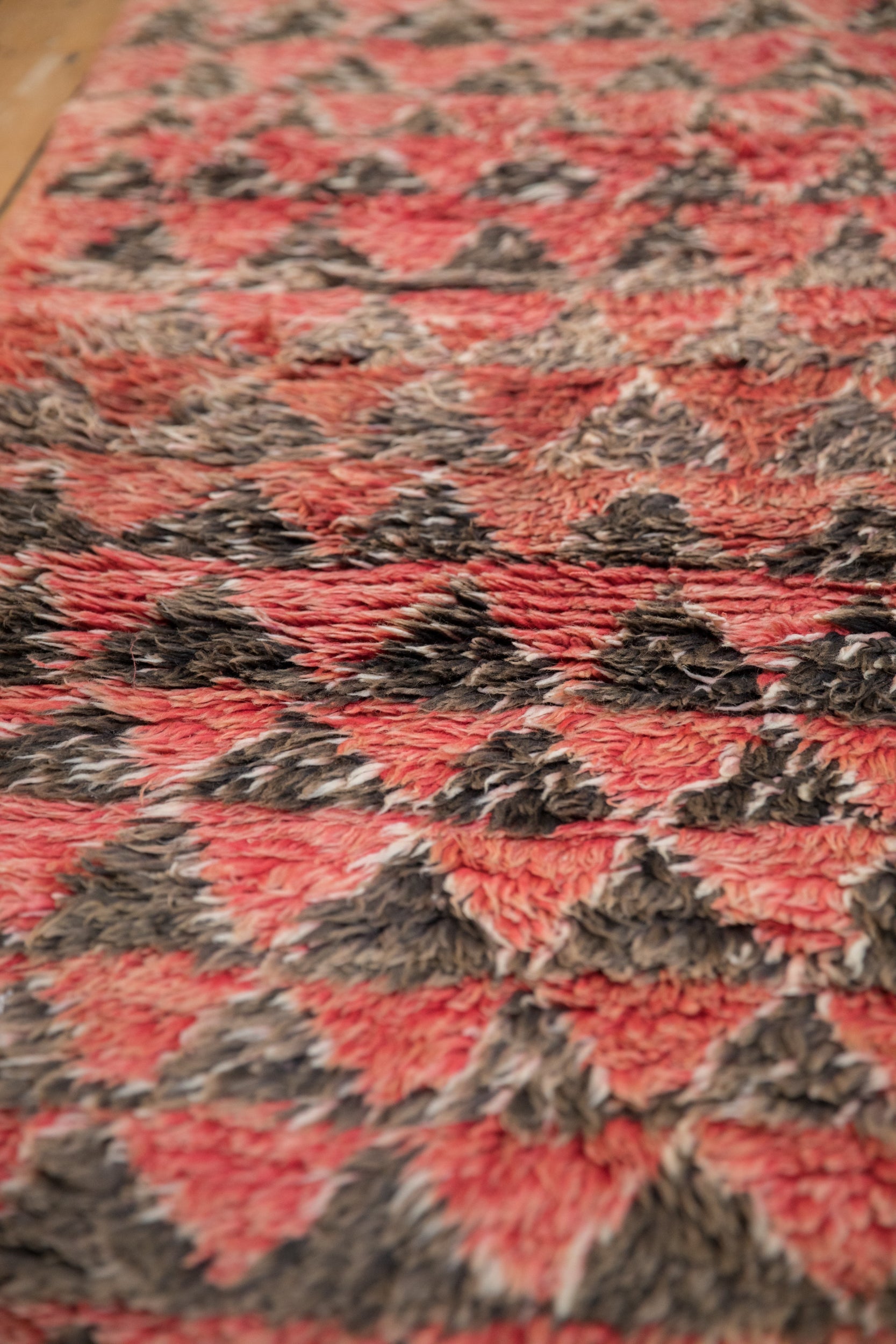 6x9.5 Vintage Moroccan Carpet