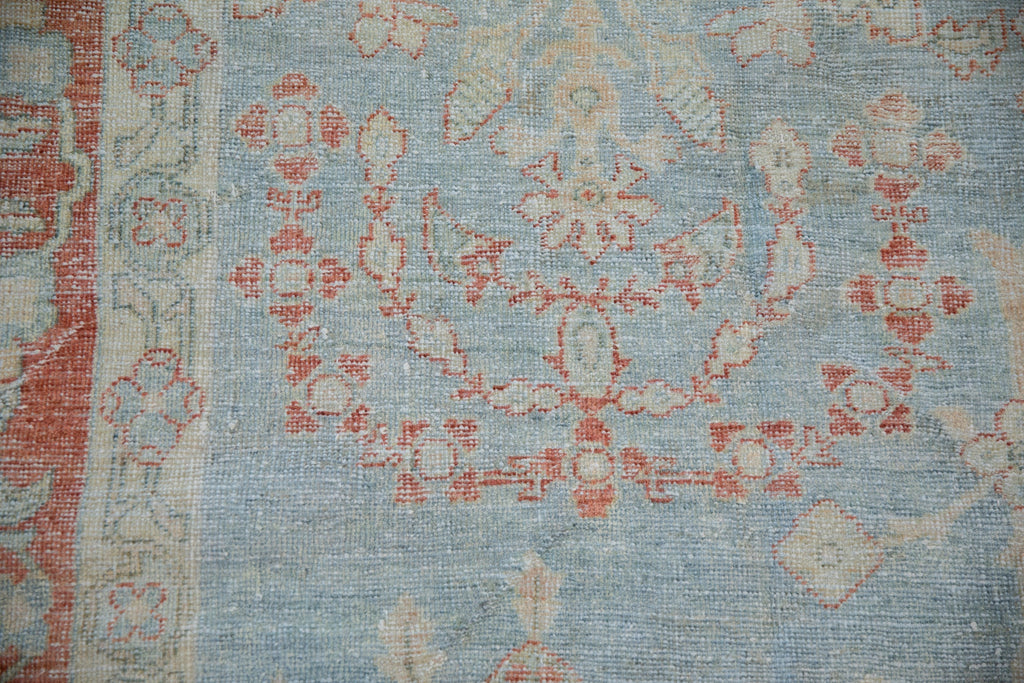 8.5x12 Vintage Distressed Mahal Carpet
