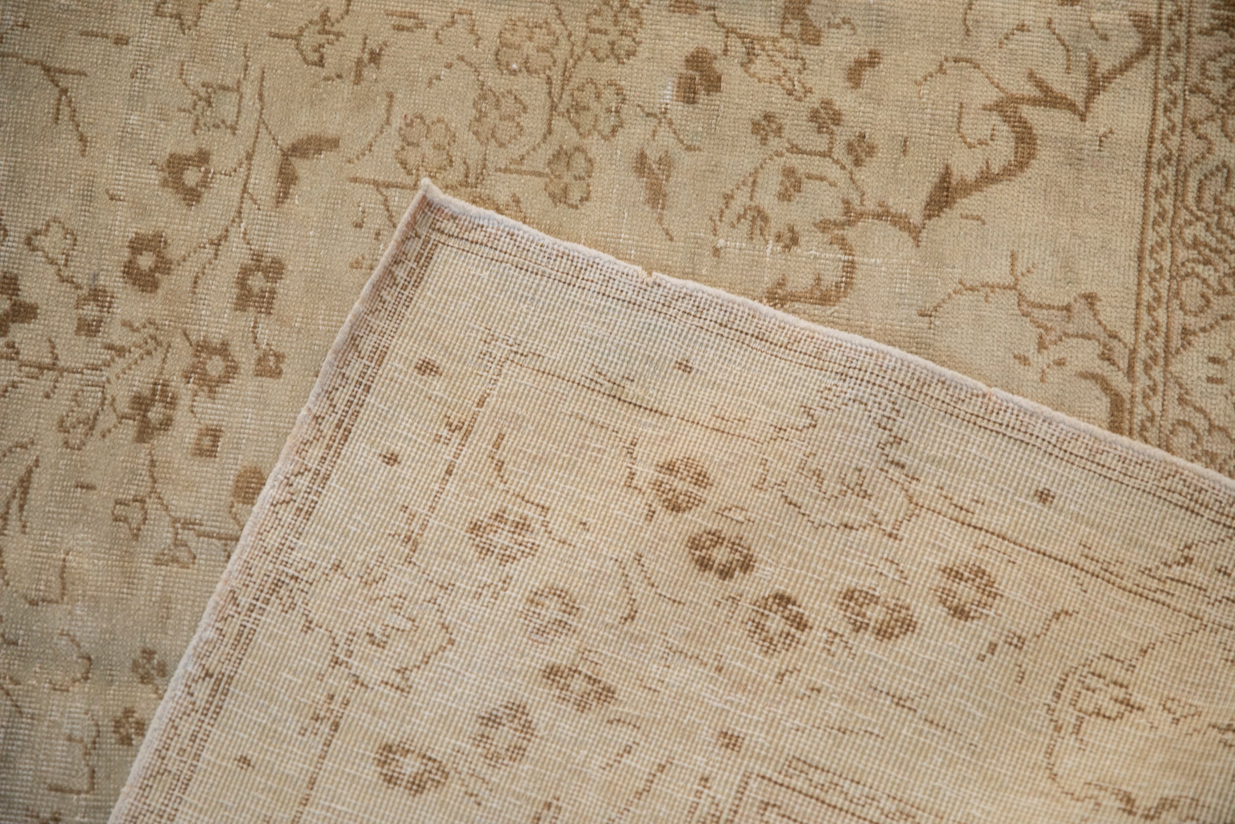 6.5x10 Vintage Distressed Kaisary Carpet