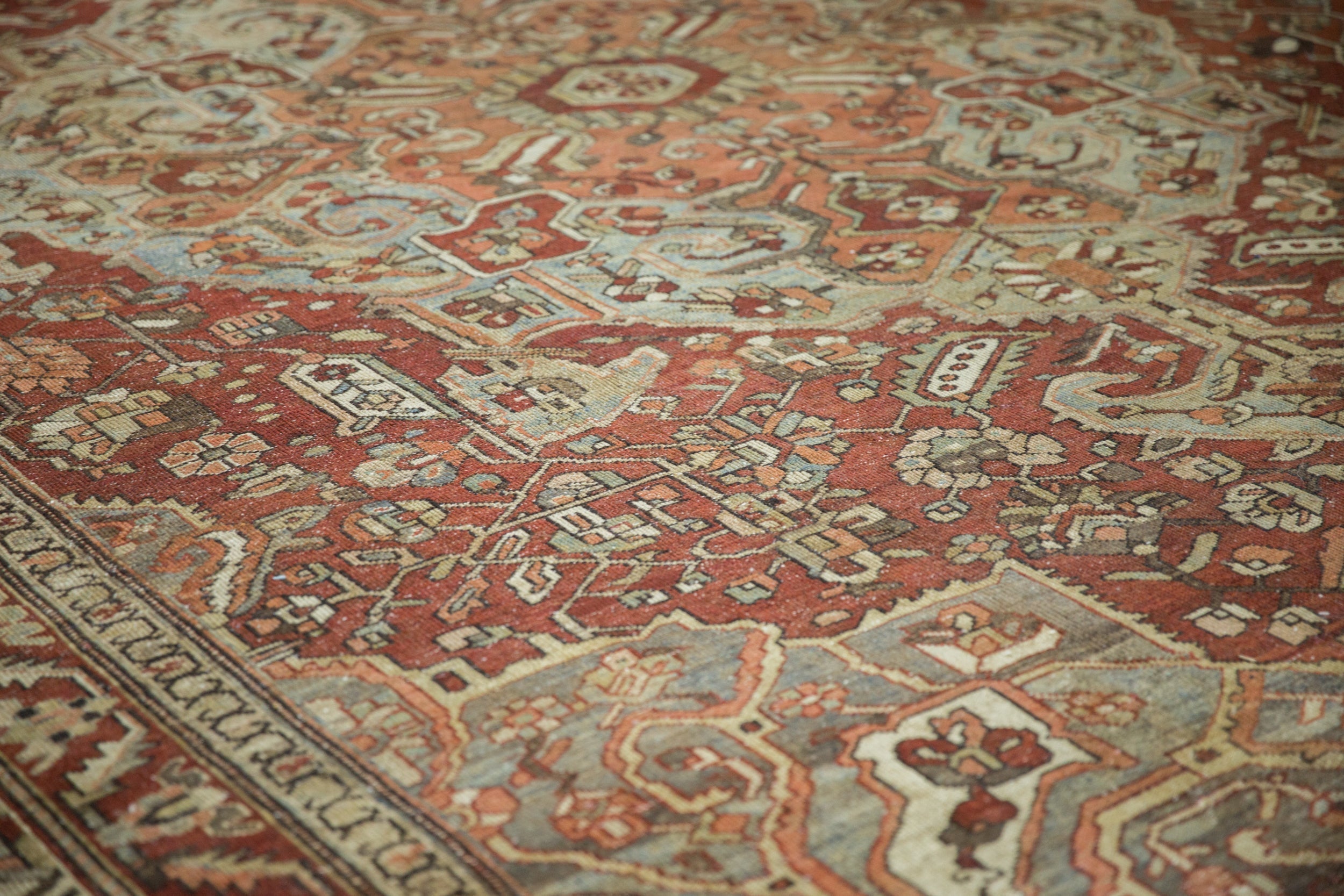 11.5x15 Vintage Distressed Baktiari Carpet