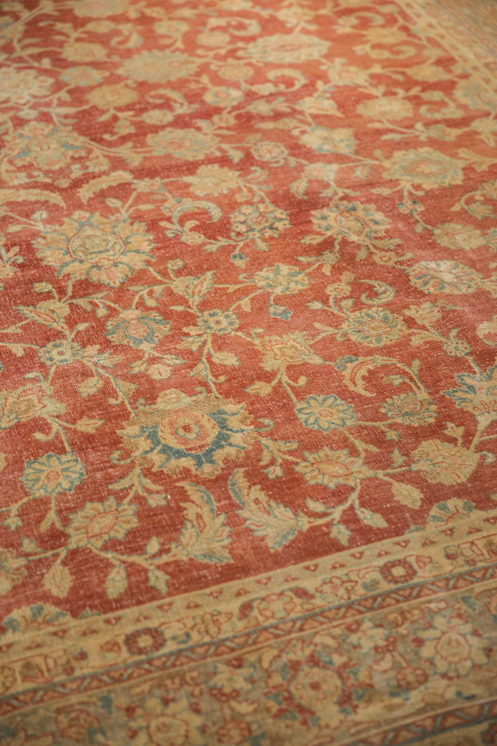 8x11 Vintage Distressed Kashan Carpet