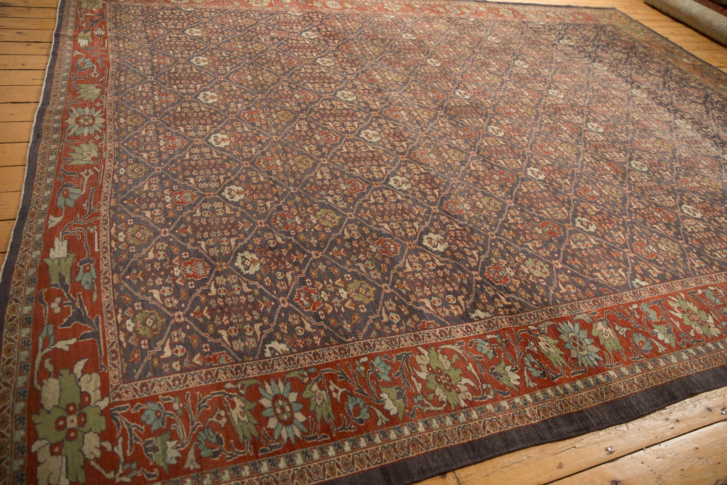 RESERVED 10.5x13.5 Vintage Distressed Mahal Carpet