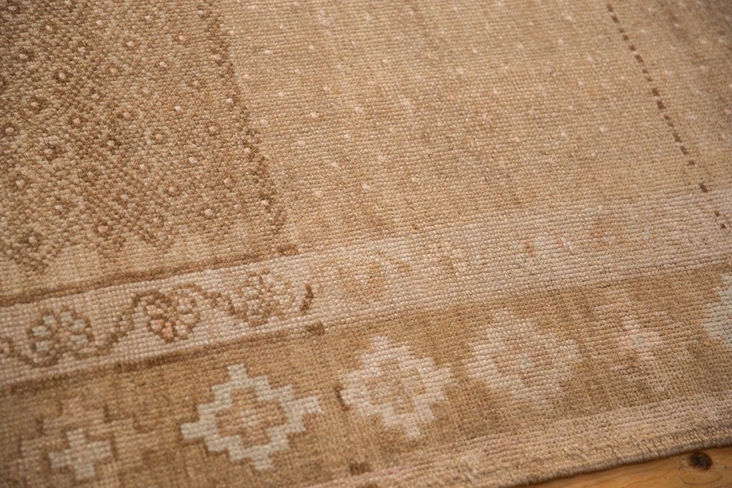 7.5x12 Vintage Distressed Kars Carpet