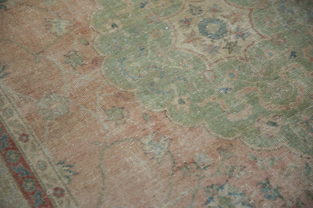 5.5x9.5 Vintage Distressed Sivas Carpet