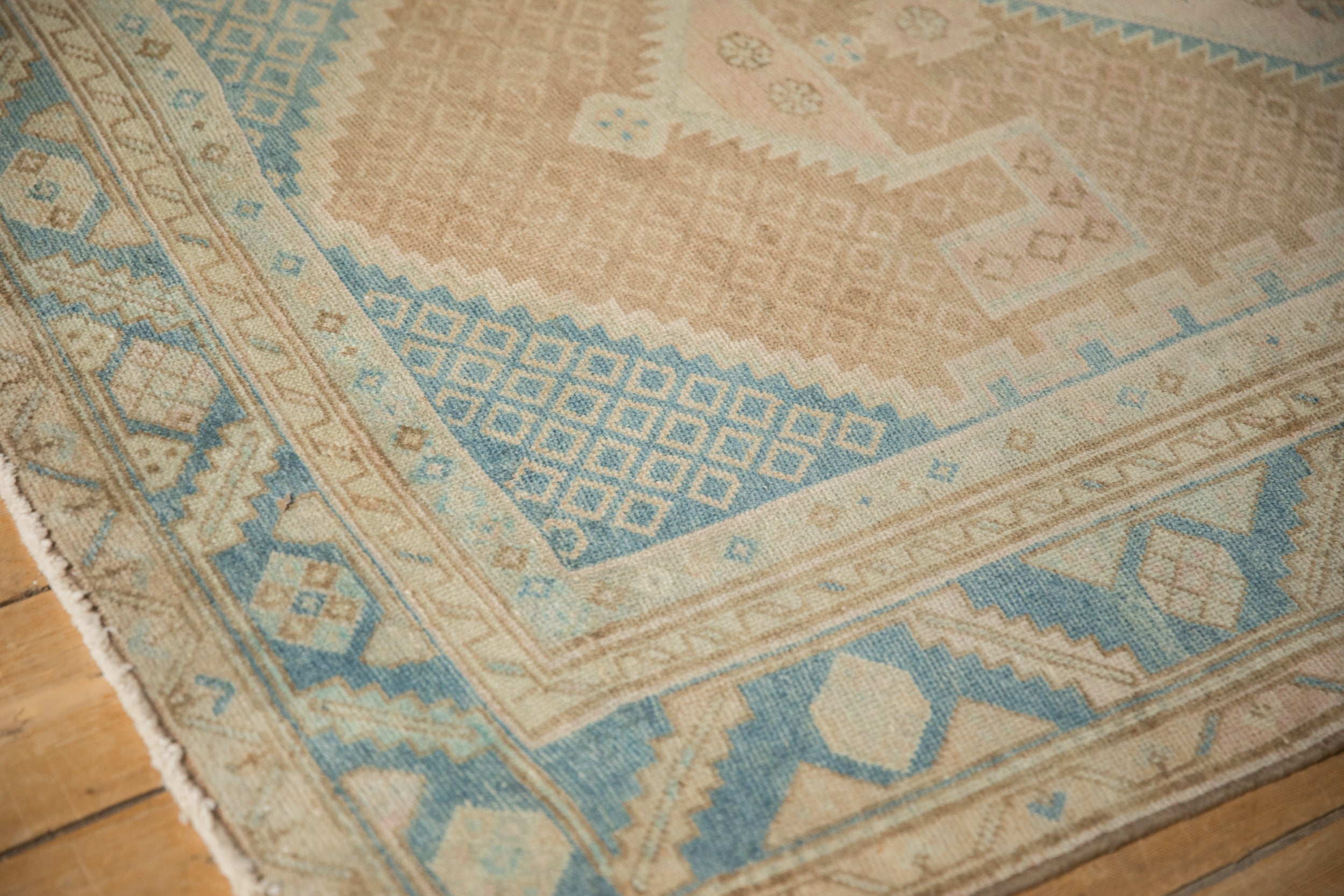 4x6.5 Vintage Distressed Hamadan Rug