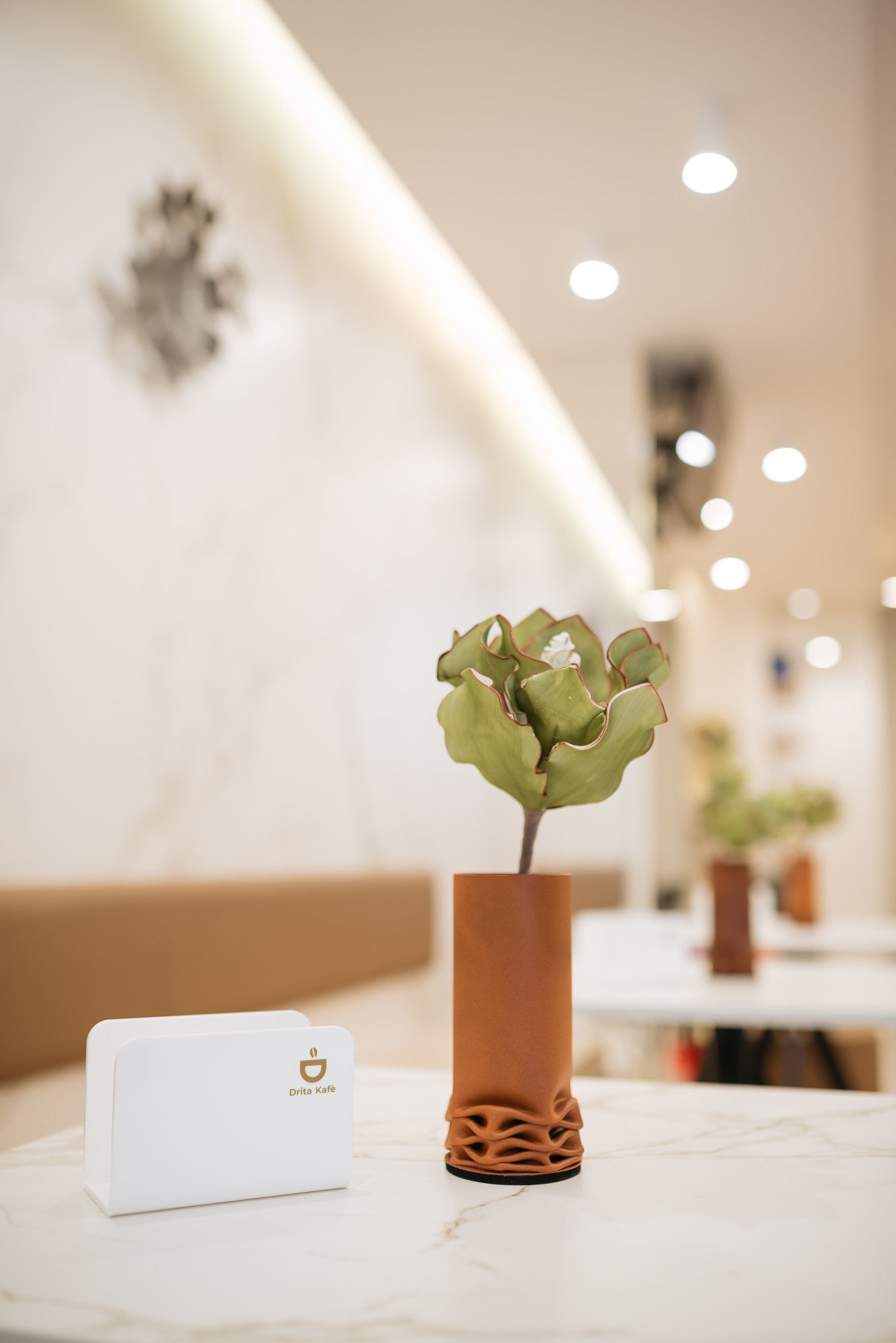 Entzo Dekton