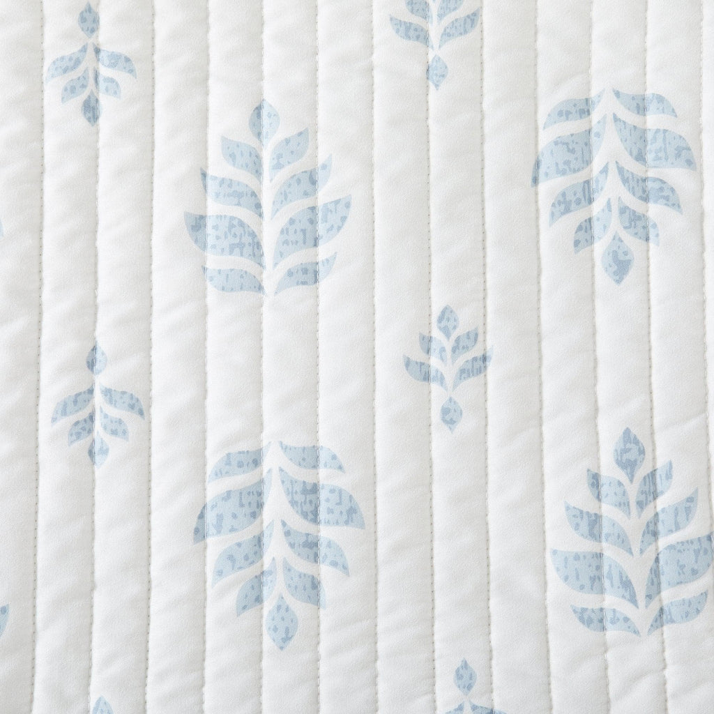 3-Piece French Floral Quilt - Colette Collection