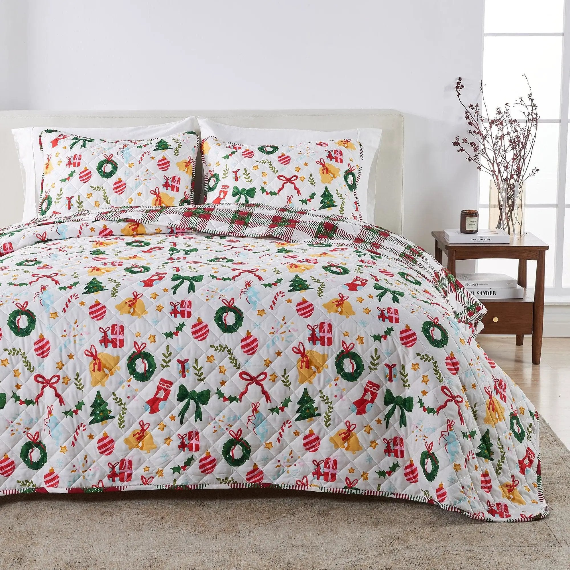 Colorful Holiday Quilt Set - Midnight Magic Collection
