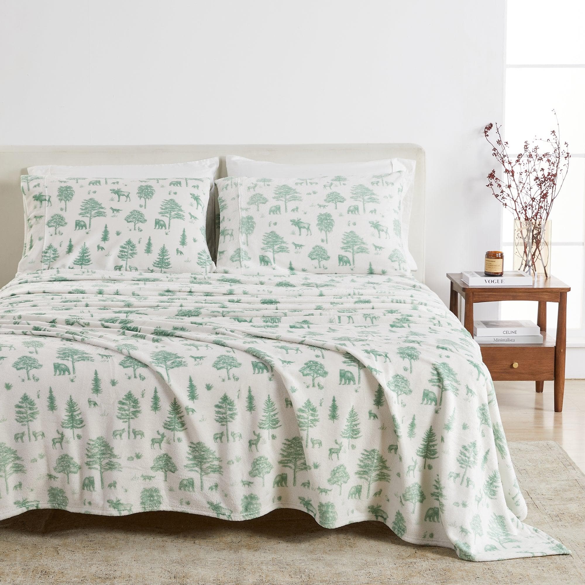 4-Piece Printed Plush Sheet - Velvet Luxe Collection