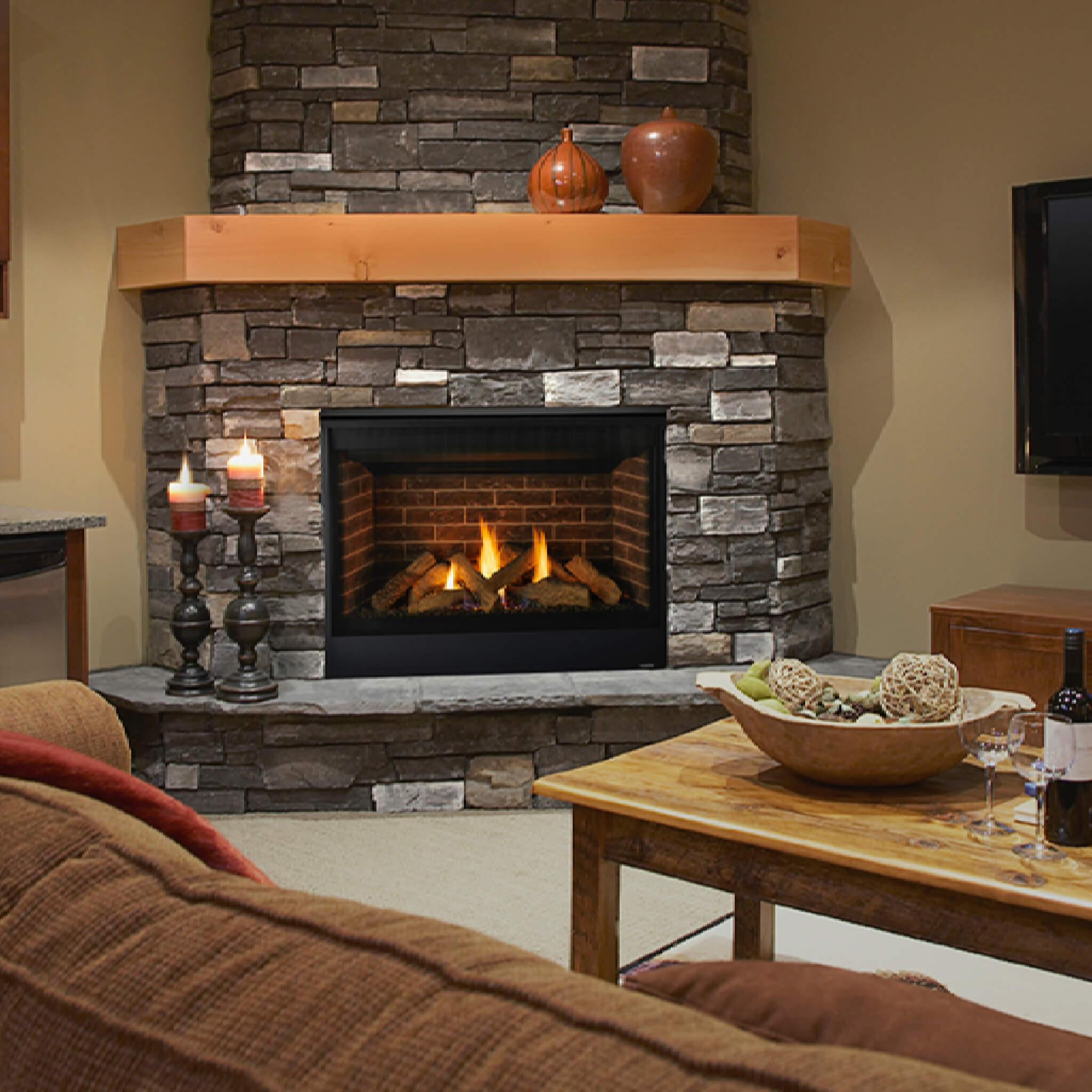 Majestic Quartz 42" Direct Vent Natural Gas Fireplace [QUARTZ42IFTN] (SAK16572)