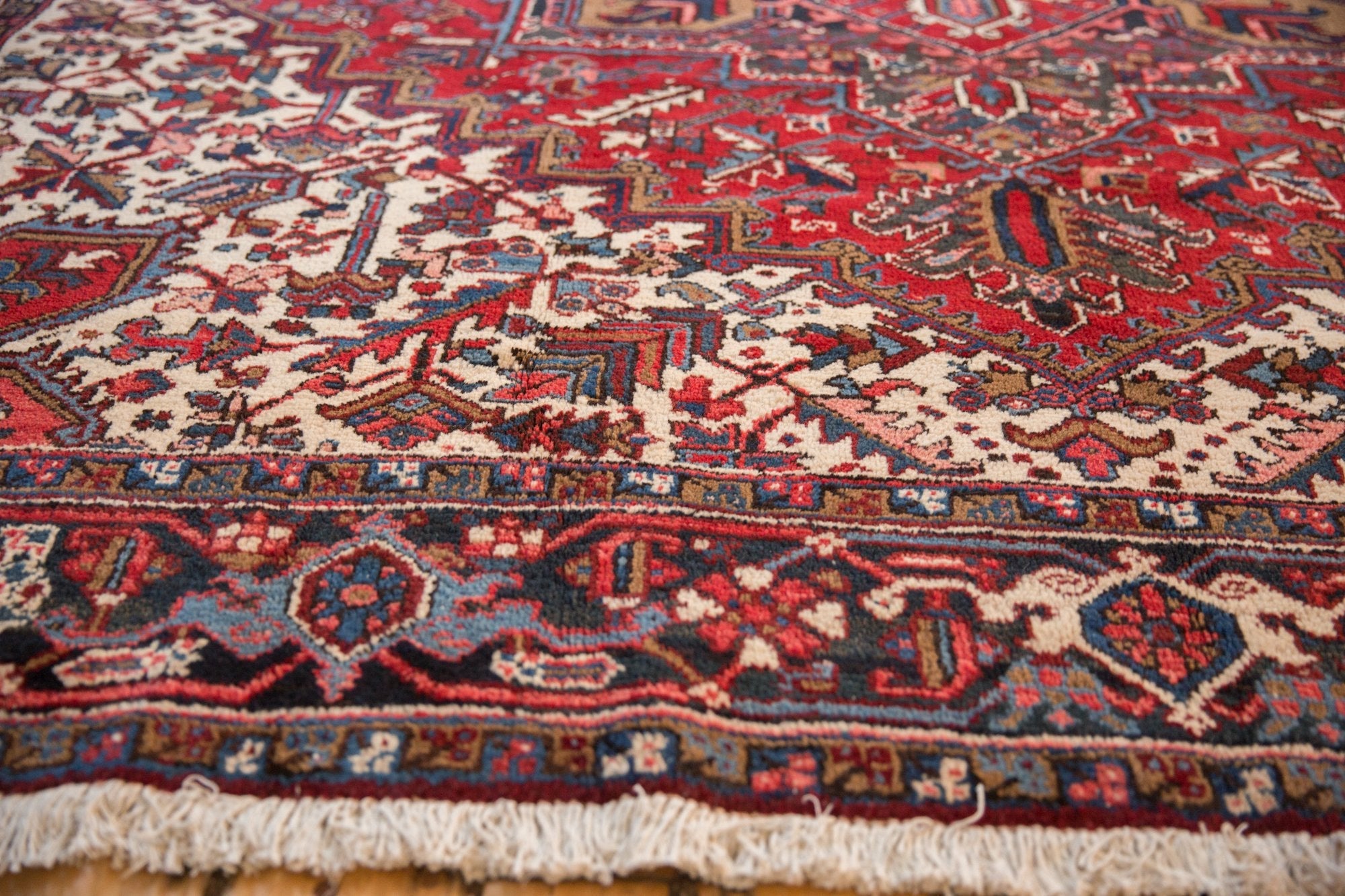 9.5x10 Vintage Mehrivan Square Carpet