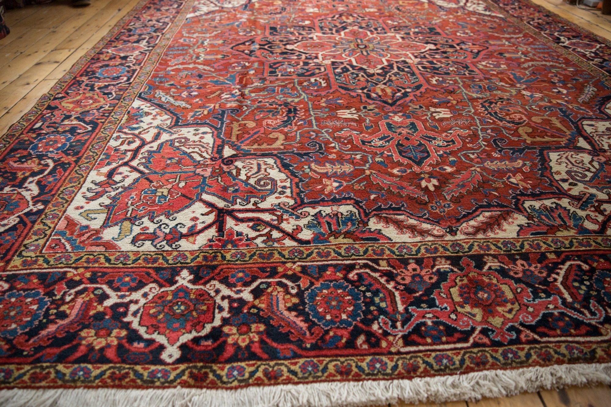 9x12 Vintage Heriz Carpet