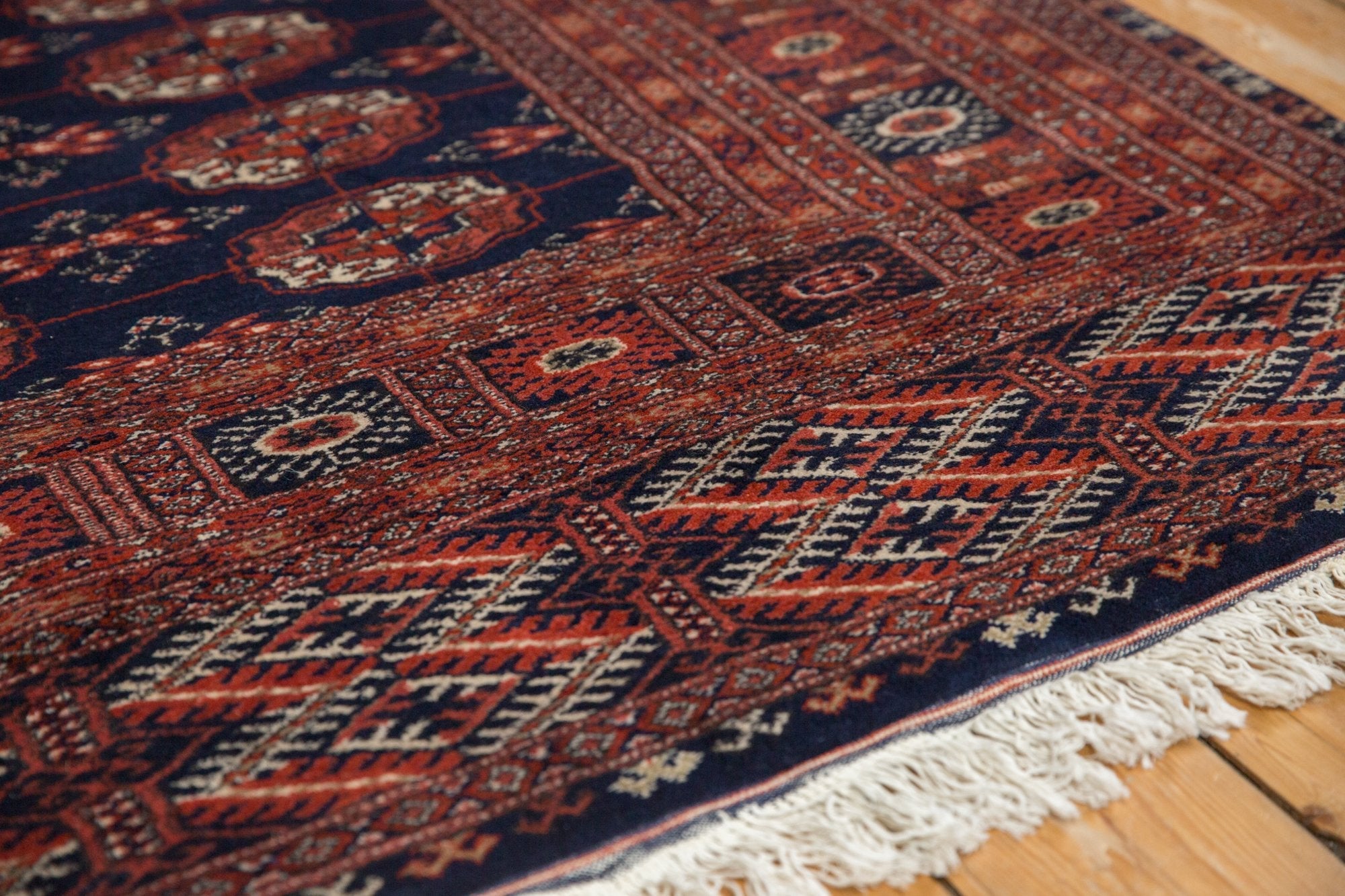 5.5x8 Vintage Fine Pakistani Bokhara Design Carpet