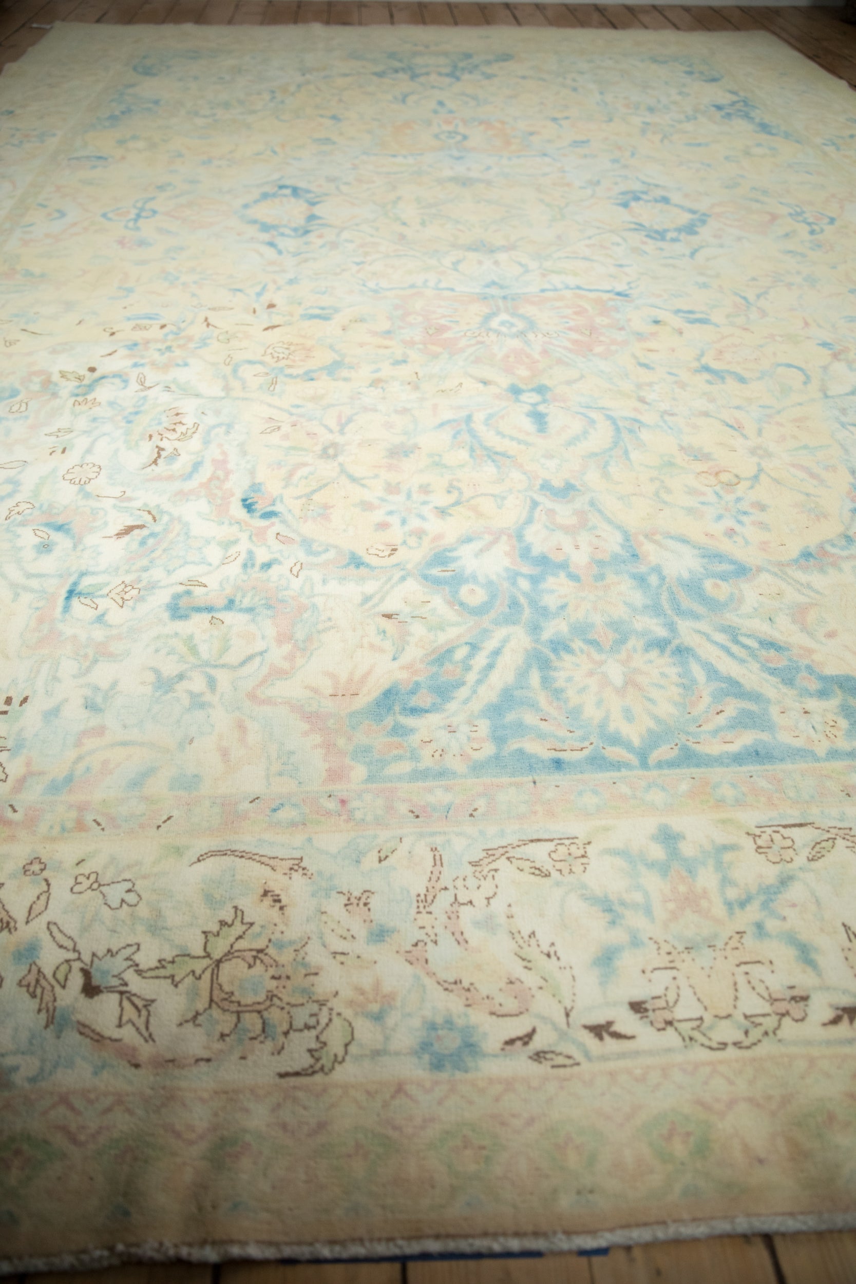 10x14 Vintage Distressed Bulgarian Polonaise Design Carpet