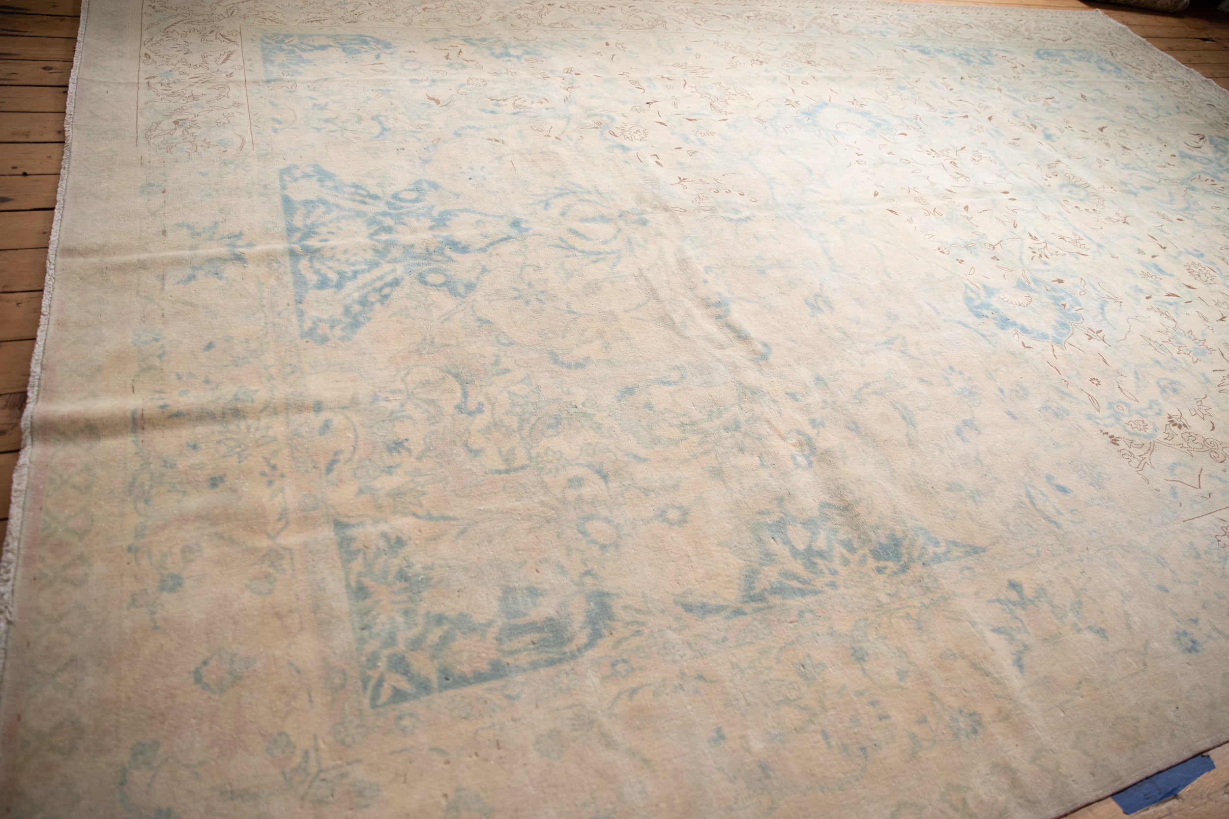 10x14 Vintage Distressed Bulgarian Polonaise Design Carpet