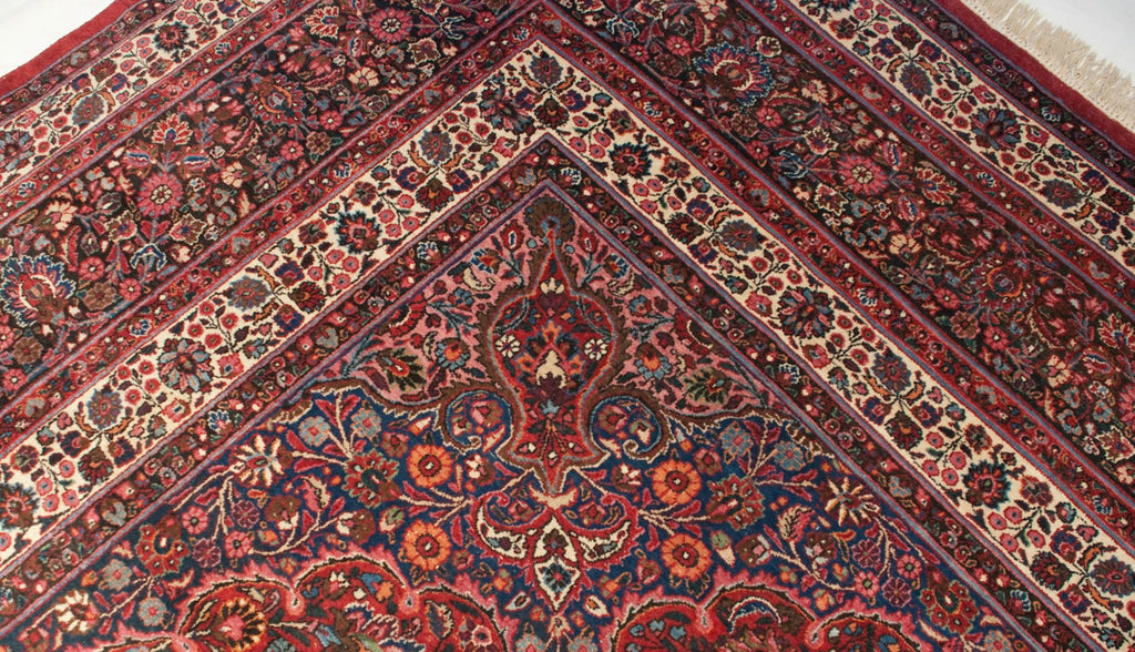 12x19.5 Vintage Fine Meshed Carpet