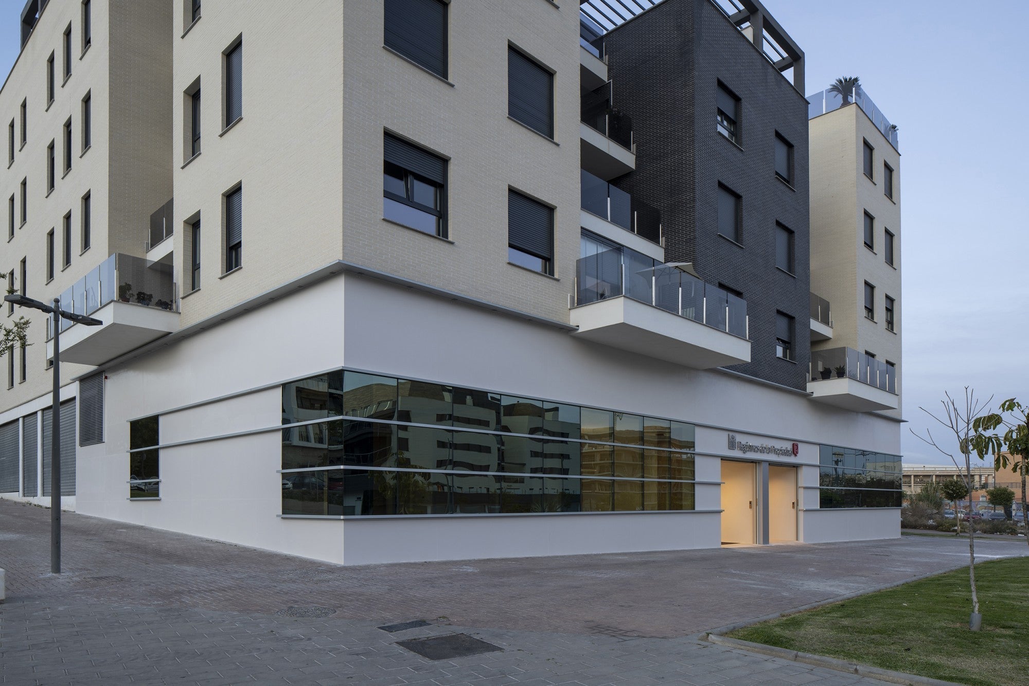 Moone Dekton