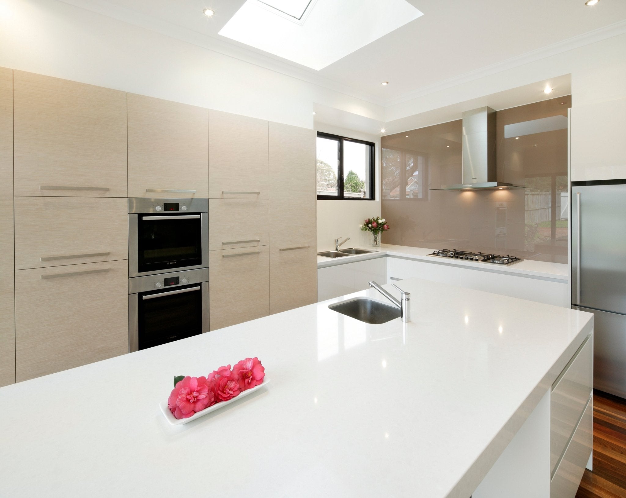Onyx White Vicostone