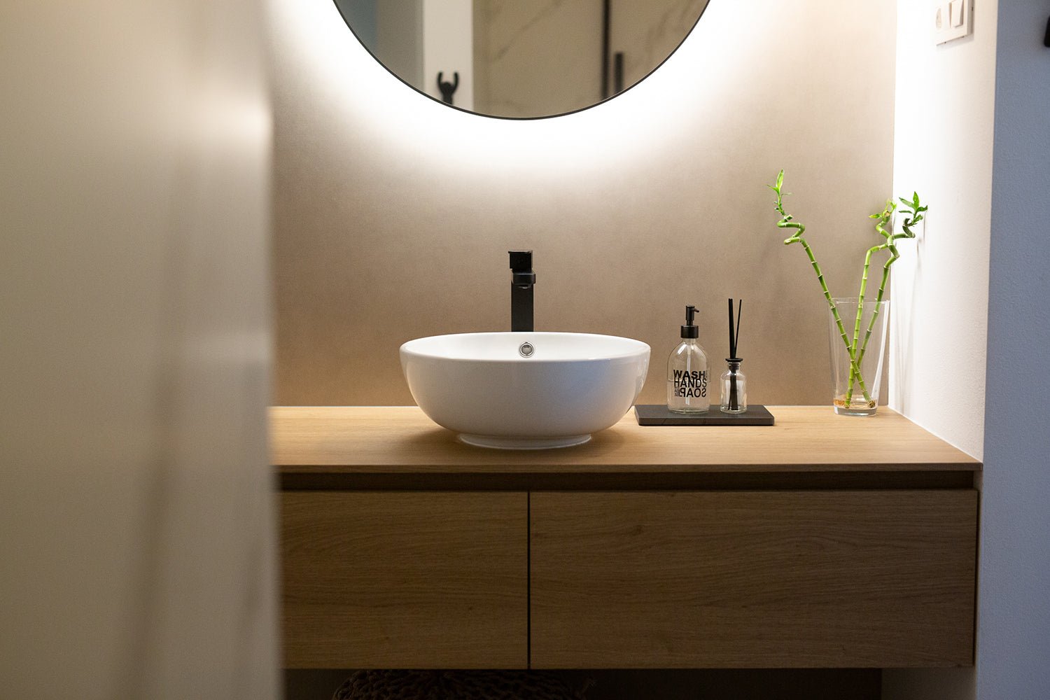 Pietra di Luna Neolith