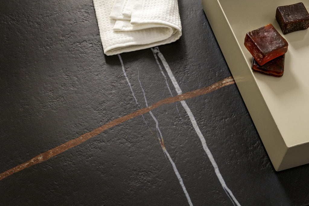 Sahara Noir Extra Laminam