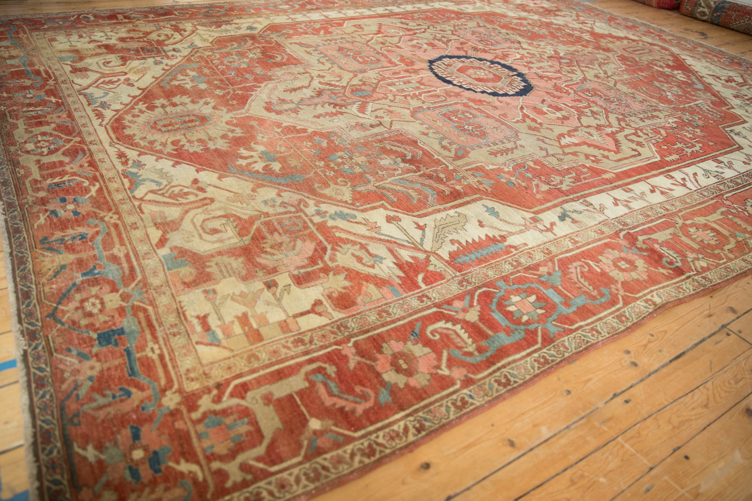 9x12 Antique Serapi Carpet