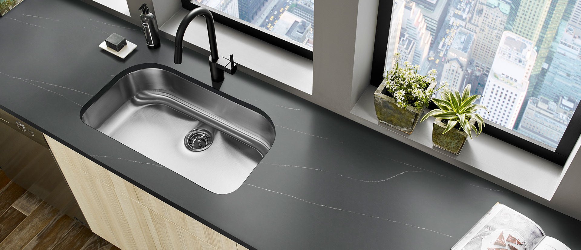 Soapstone Metropolis Msi Q