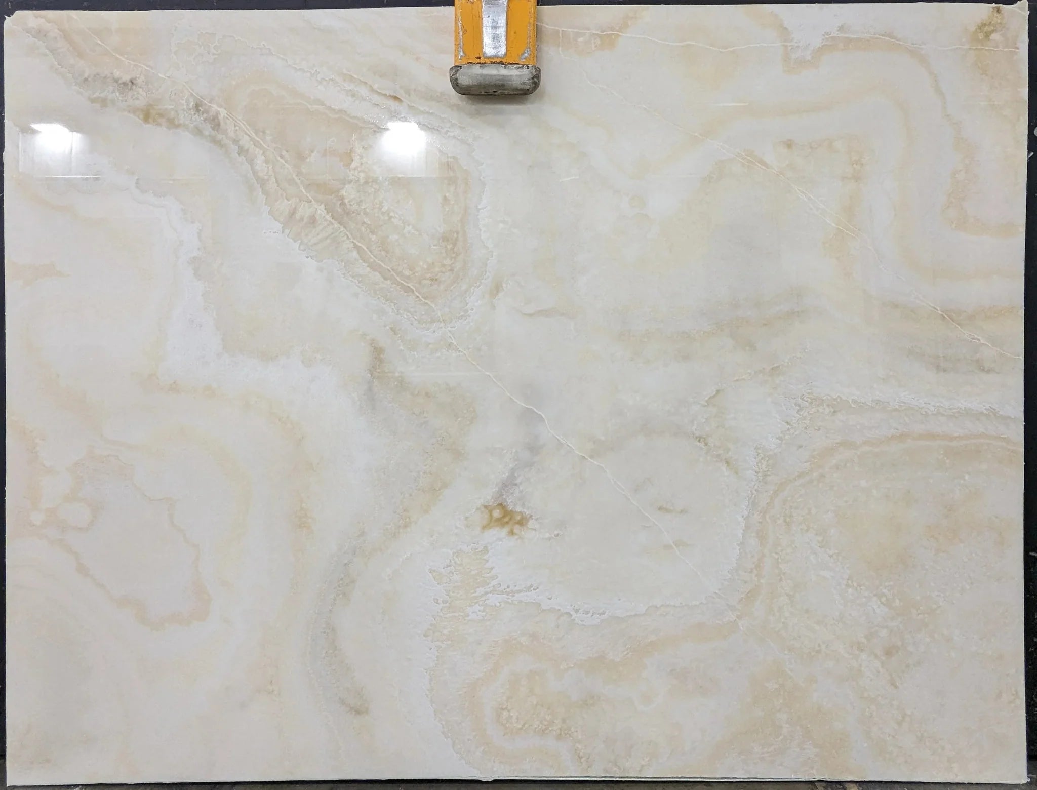 Vanilla Cross Cut Onyx