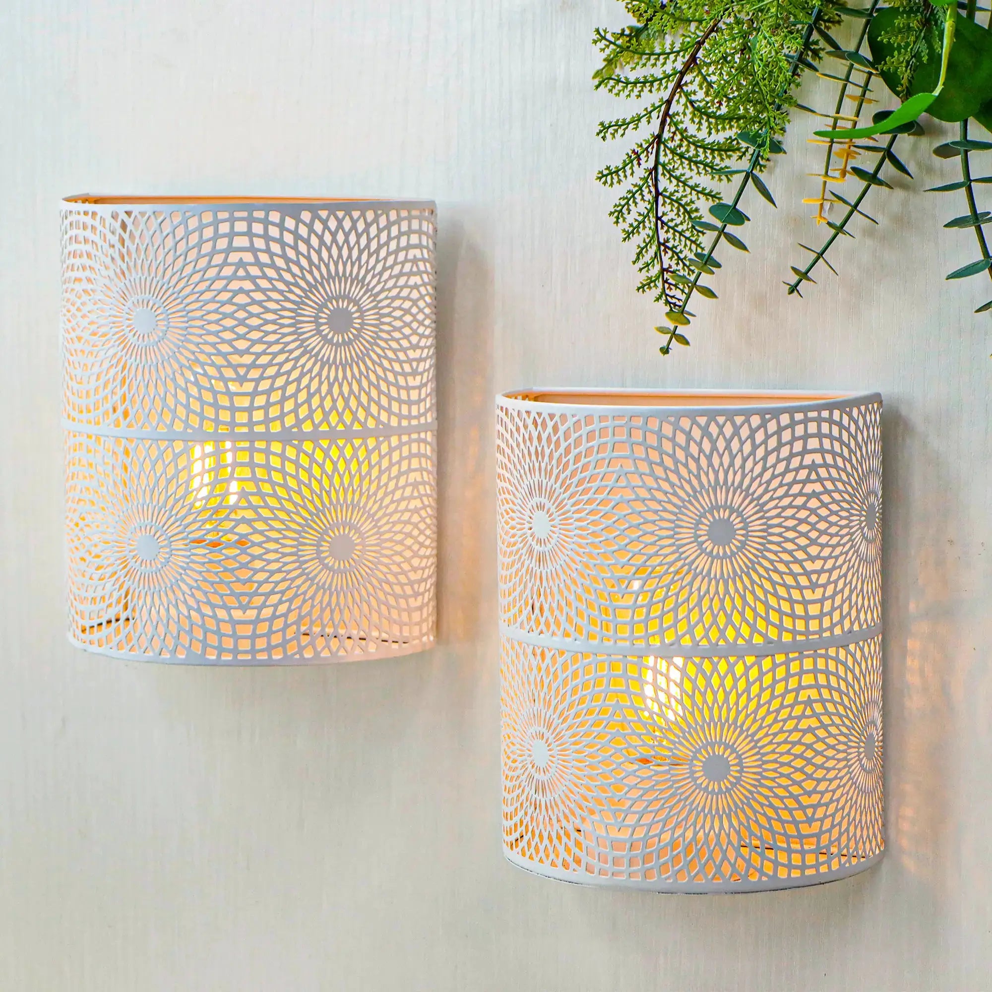 Set of 2 8-in Sunflow white wall lamps with decorative lattice shade, battery powered