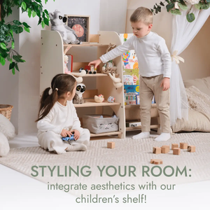 Wooden Montessori toddler 2in1 bookshelf and toy shelving by Goodevas in natural wood finish.